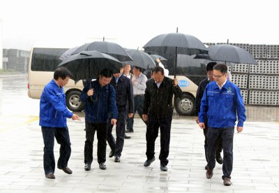 内江市委书记马波调研川威指出：坚决支持川威