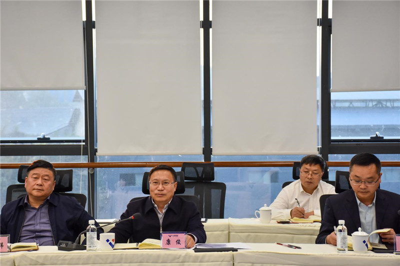 市政协主席康俊一行到川威召开“十四五”氢能产业发展调研座谈会(图4)