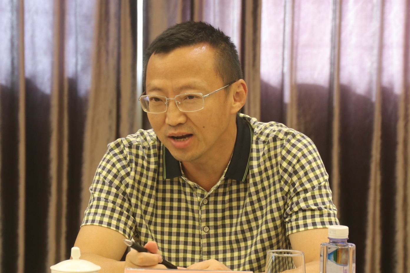 内江投控集团总经理张轶到访川威考察调研(图3) 内江投控集团总经理张轶到访川威考察调研(图3)