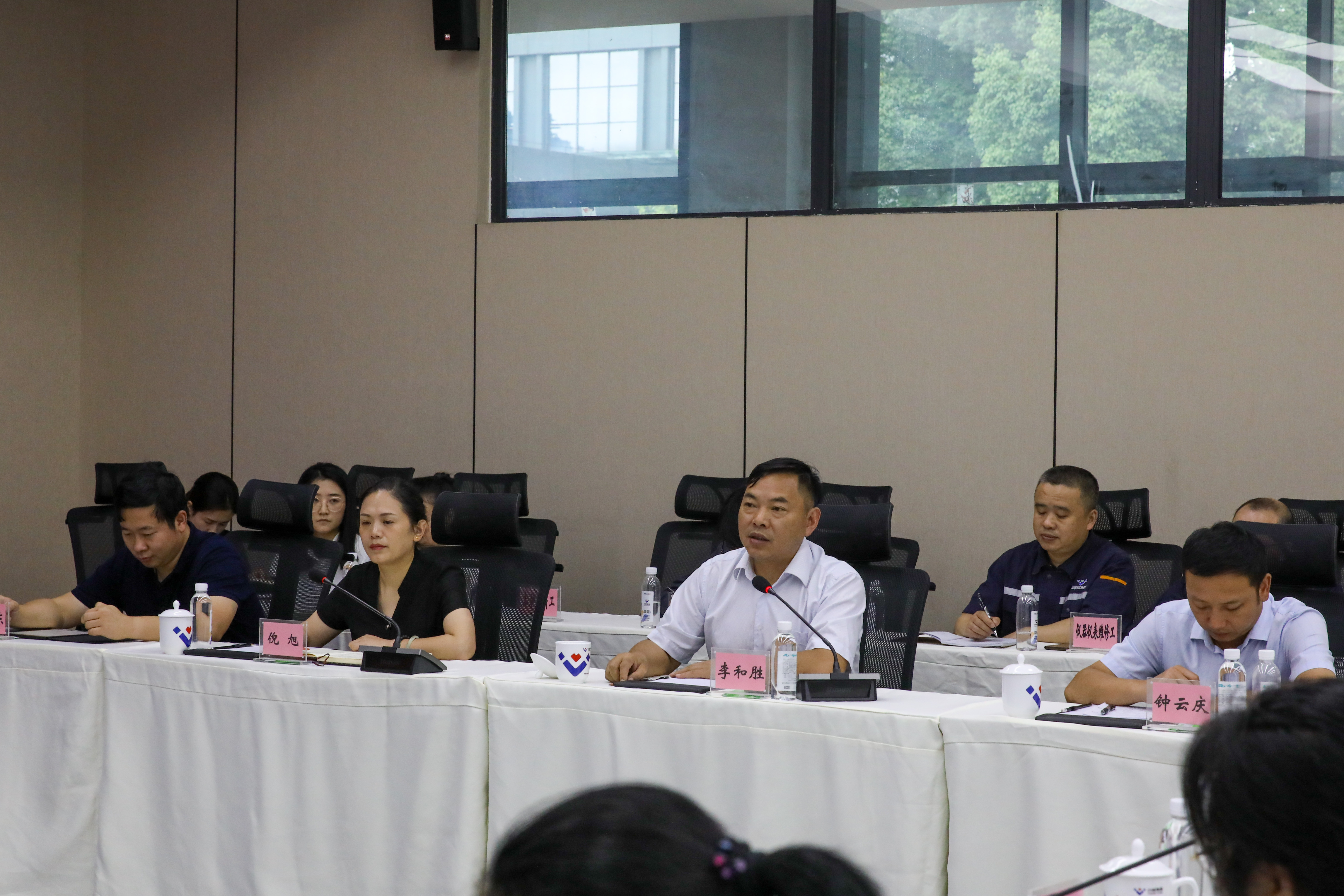 省职鉴中心副主任肖功烨一行到川威调研(图4) 省职鉴中心副主任肖功烨一行到川威调研(图4)