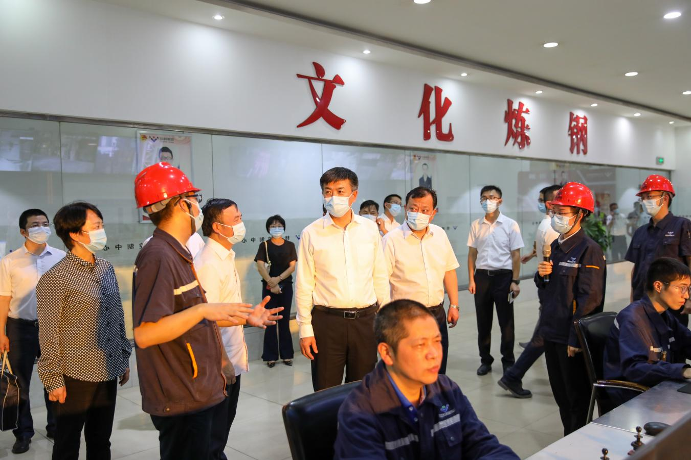 省委常委、组织部部长于立军一行到川威连界基地调研(图3) 省委常委、组织部部长于立军一行到川威连界基地调研(图3)