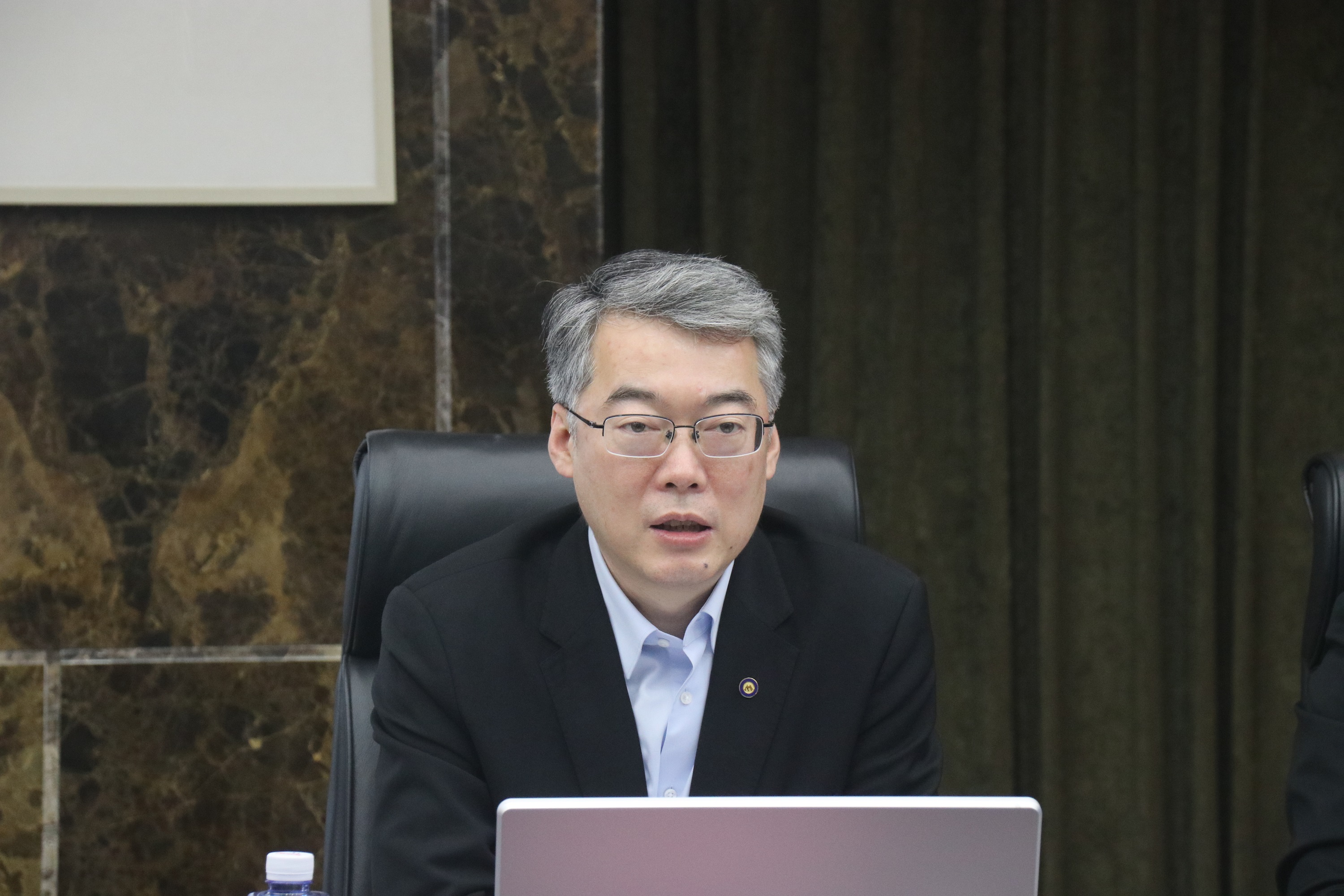 川威集团与中国长江航运集团签署战略合作框架协议(图2) 川威集团与中国长江航运集团签署战略合作框架协议(图2)