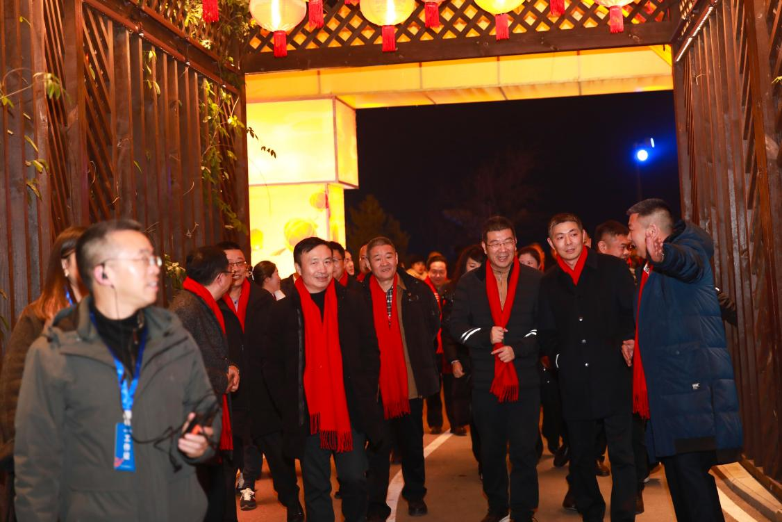 共存共赢 携手并进 ——川威集团2023客户联谊文艺晚会(图4) 共存共赢 携手并进 ——川威集团2023客户联谊文艺晚会(图4)