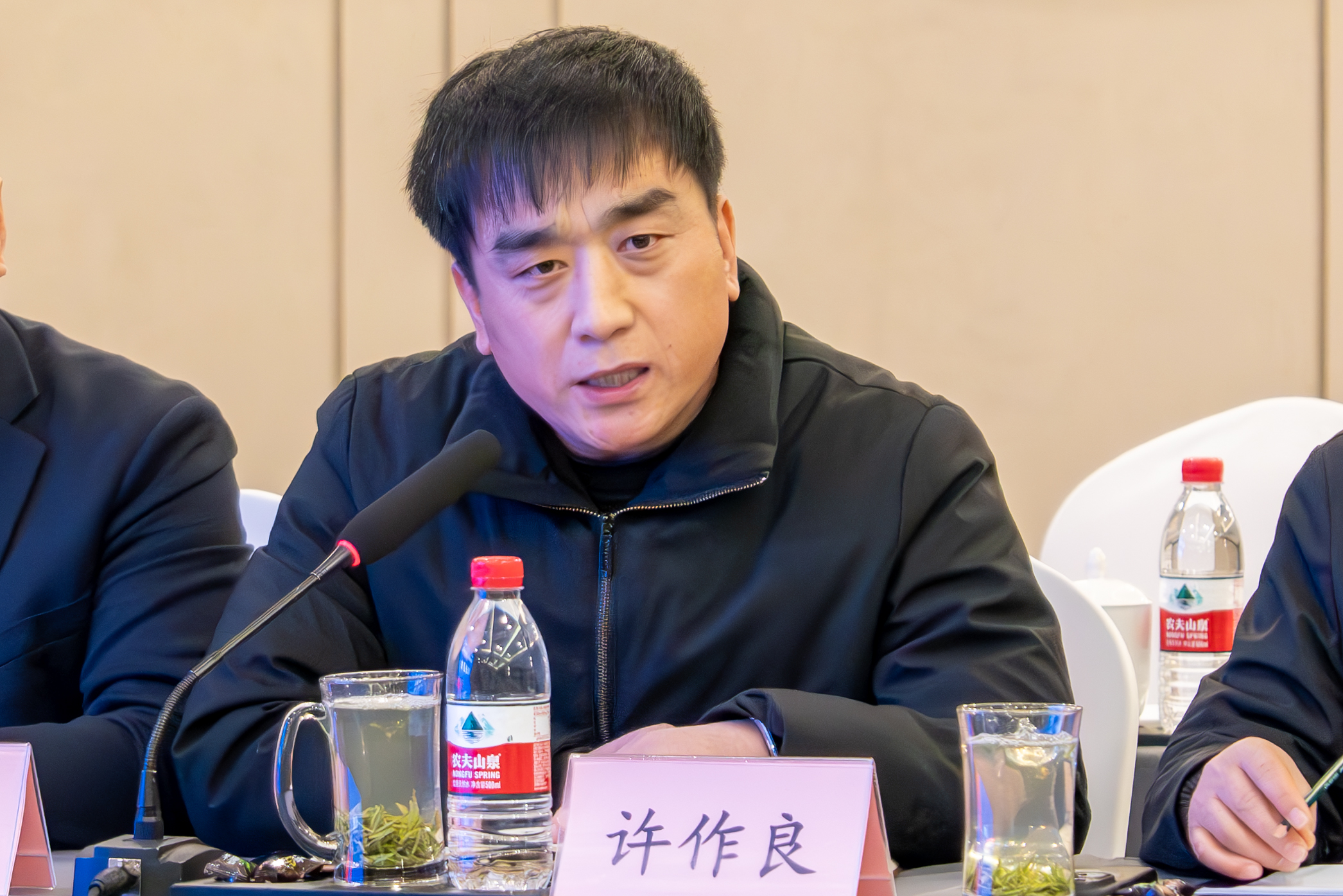 大西洋集团（股份）党委书记、董事长张晓柏一行到访川威集团(图1)