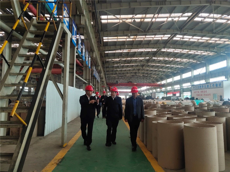 中国建筑金属结构协会钢结构分会常务副会长胡育科一行到川威集团龙泉基地考(图2)